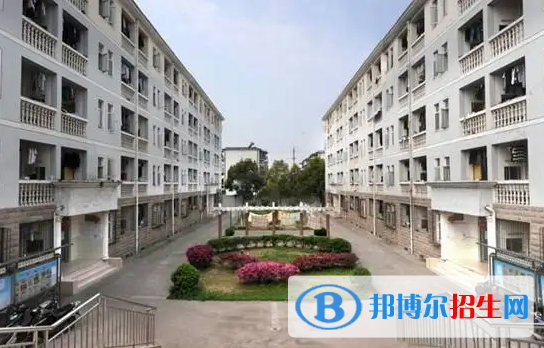 重慶2022年上建筑學校有什么要求