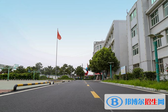 山東222年哪個鐵路學(xué)校學(xué)技術(shù)好