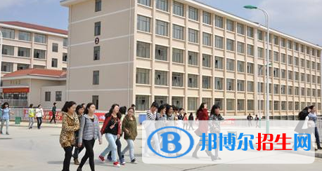 宜賓長(zhǎng)江職業(yè)技術(shù)學(xué)校2022年地址在哪里  