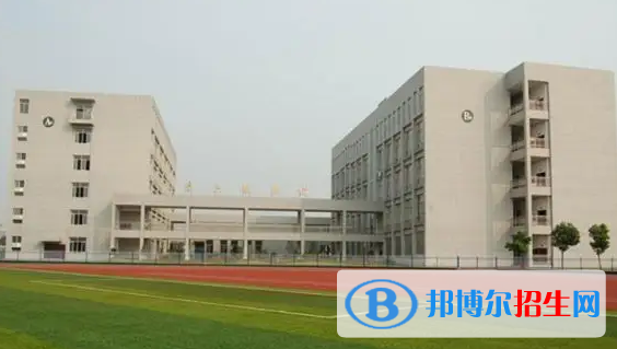 湖南2023年初中畢業(yè)上中專學校好不好