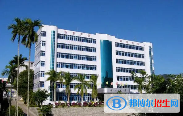 海南2023年哪個衛(wèi)校好呢