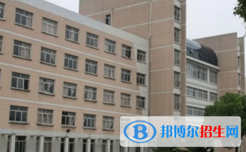 學(xué)校8