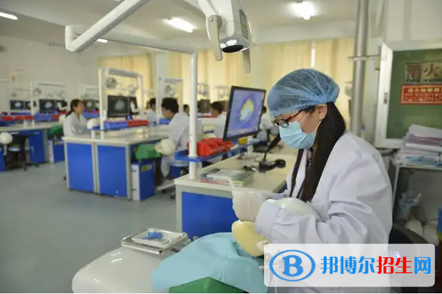 云南2023年衛(wèi)校開設(shè)有哪些課程