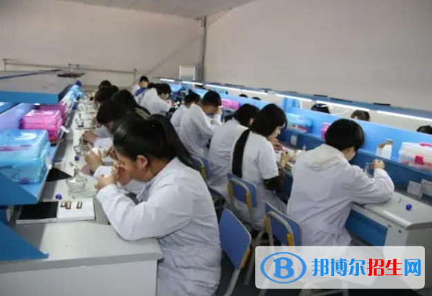 云南2023年讀衛(wèi)校哪個(gè)專業(yè)好