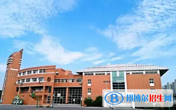 天津開發(fā)區(qū)國際學(xué)校初中部2023年報名時間2
