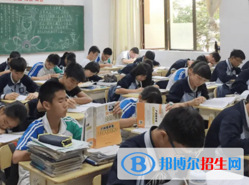 2022年河北高考專(zhuān)科分?jǐn)?shù)線公布（物理類(lèi)+歷史類(lèi)）
