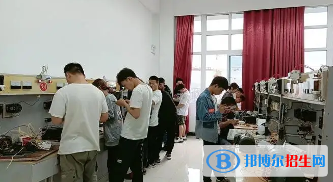  貴州2023年上鐵路學(xué)校都有什么專業(yè)