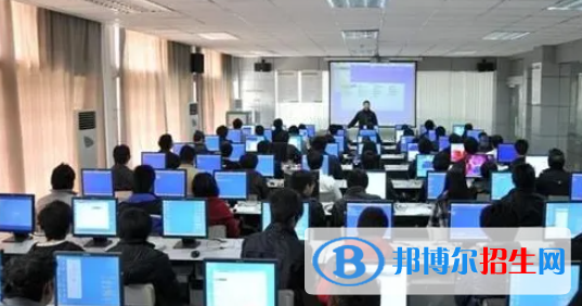 廣西2023年計(jì)算機(jī)學(xué)校什么專業(yè)好