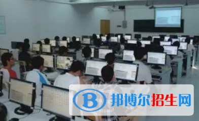 廣西2023年計算機學校報什么專業(yè)好
