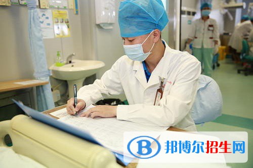 云南2023年職高衛(wèi)校學什么專業(yè)好