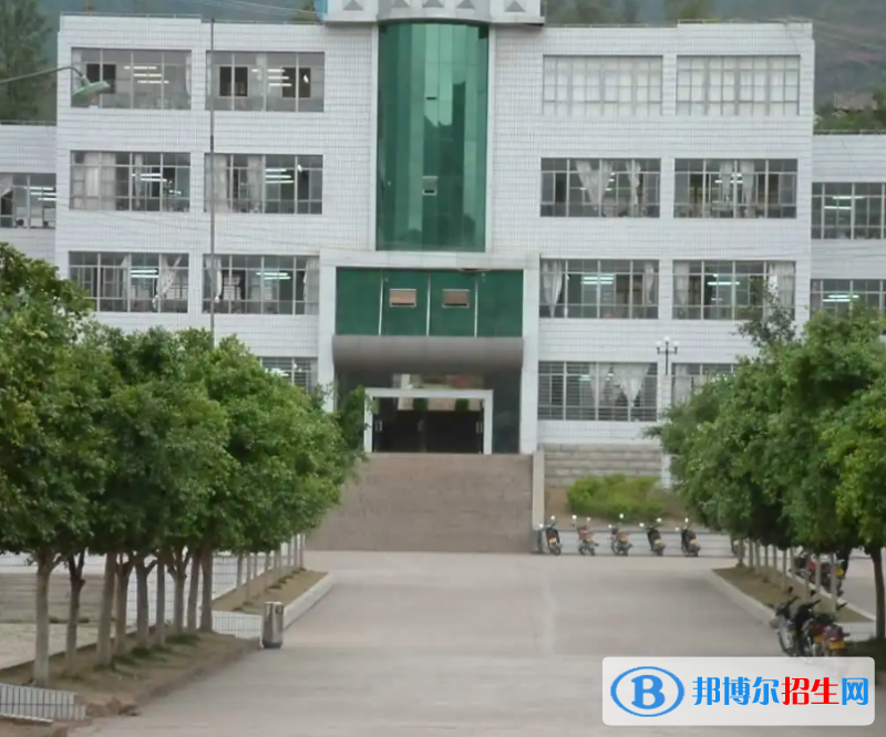  云南2023年在中專學(xué)校學(xué)什么專業(yè)好