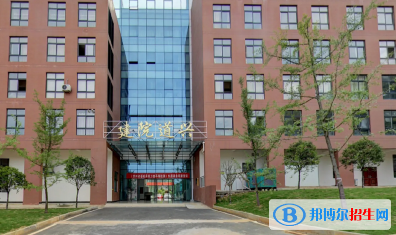  貴州2023年初中生能學鐵路學校嗎