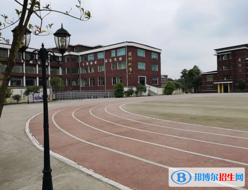  貴州2023年初中生能學鐵路學校嗎