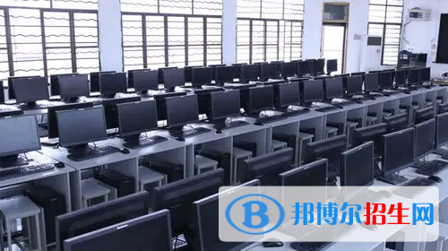 石家莊2023年男生上計算機學(xué)校學(xué)什么專業(yè)好