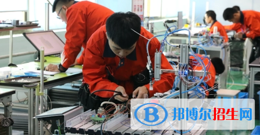  安徽2023年男生在汽修學(xué)校學(xué)什么好