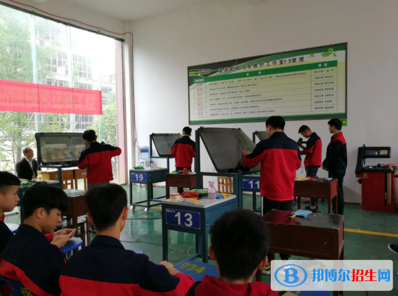  貴州2023年初中生可以去讀什么鐵路學校