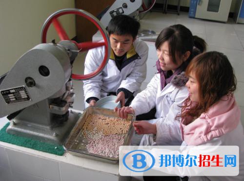 云南2023年衛(wèi)校什么專業(yè)適合男生