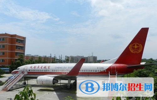 成都2023年女生讀鐵路學(xué)校怎么樣