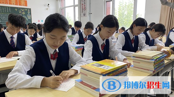 石家莊2023年女生讀鐵路學(xué)校怎么樣