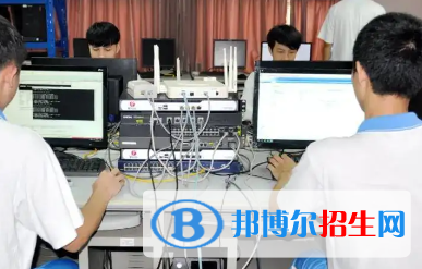 廣西2023年現(xiàn)在讀計算機學(xué)校什么專業(yè)好