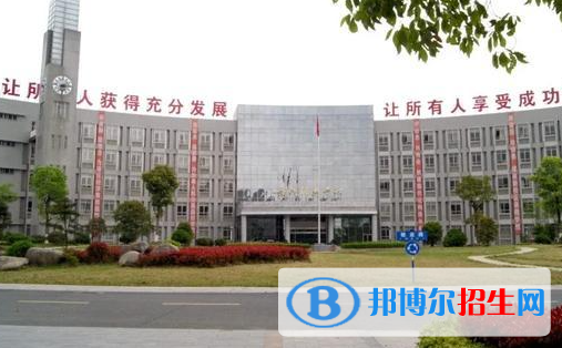 安徽2023年汽修學(xué)校一般讀幾年