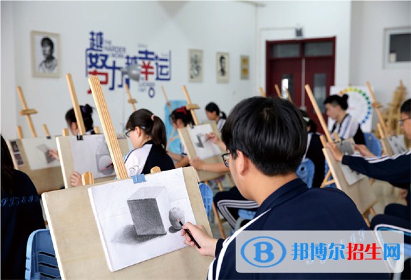 石家莊2023年計(jì)算機(jī)學(xué)?？梢詫W(xué)什么