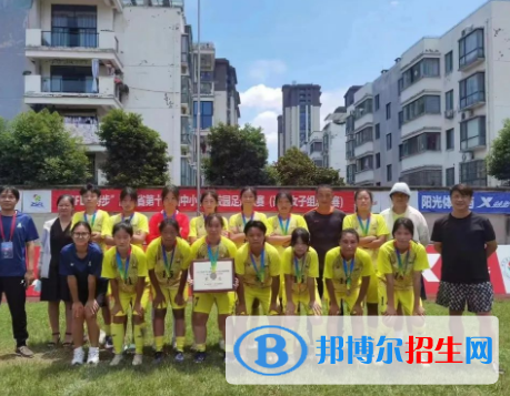 杭州2023年中專學校畢業(yè)是什么文憑