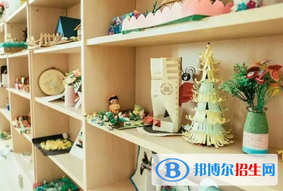 杭州2023年中專學(xué)校里面都有什么專業(yè)