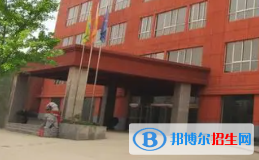 鄭州商貿旅游職業(yè)學院是大專還是中專(鄭州商貿旅游職業(yè)學院)