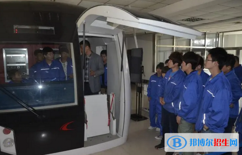 貴州2023年適合男生的鐵路學校專業(yè)