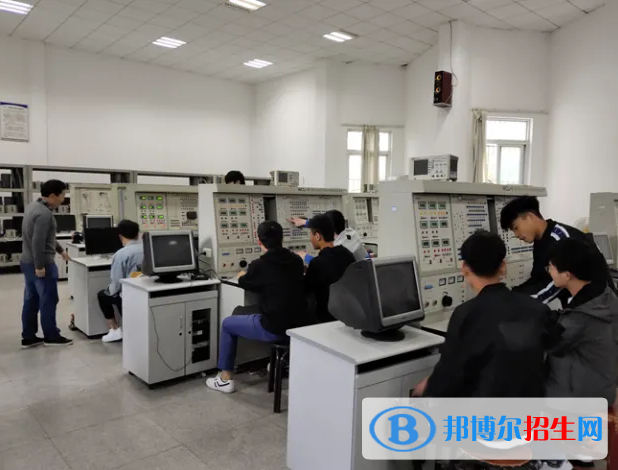 貴州2023年男生上鐵路學(xué)校學(xué)什么好