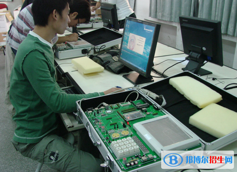蘭州2023年中等計算機學(xué)校有什么