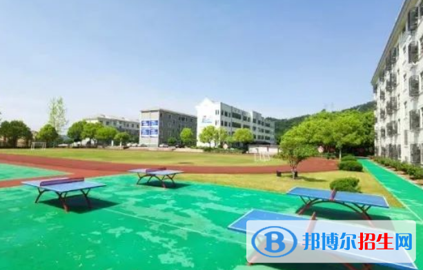 杭州2023年中專學(xué)校一般上幾年