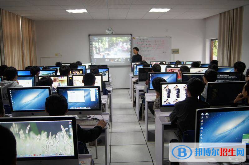 蘭州2023年女生上計算機學校學啥好