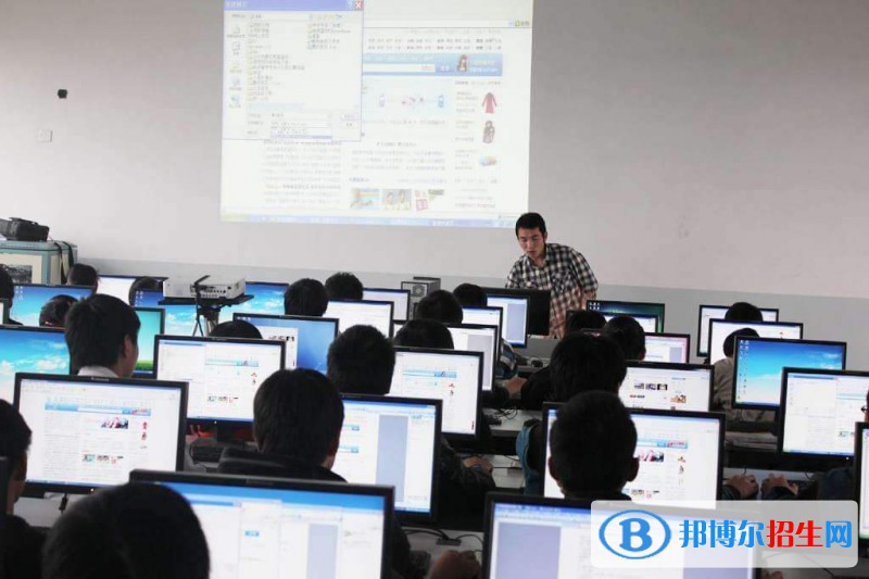 蘭州2023年現(xiàn)在計算機(jī)學(xué)校學(xué)啥好