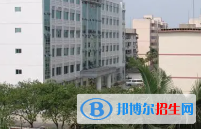 廣西2023年計算機學校好還是職高好