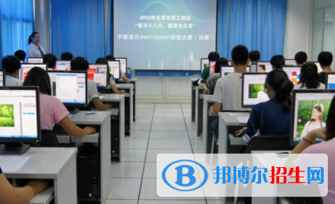 廣西2023年計算機(jī)學(xué)校多少錢