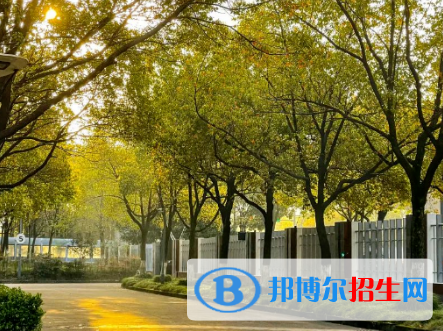杭州2023年中專學(xué)校都有什么專業(yè)適合男生