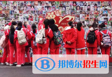 杭州2023年適合男生的中專學(xué)校