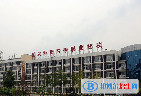 四川2023年上什么計算機學(xué)校好