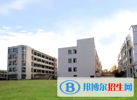 杭州2023年男生上什么中專學校好