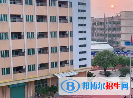 廣東2023年職高哪個(gè)計(jì)算機(jī)學(xué)校好