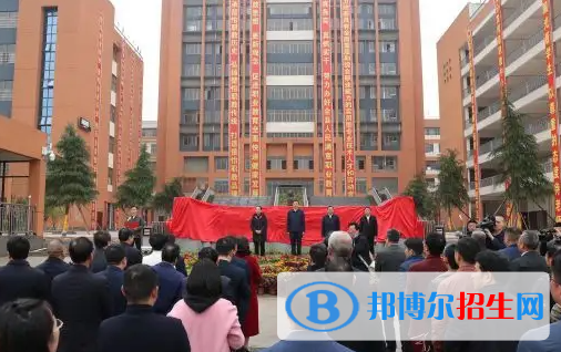 湖南2023年中專學校和中專有什么區(qū)別