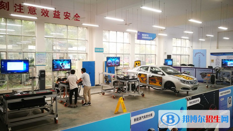 云南2023年讀中專學校學什么有前途