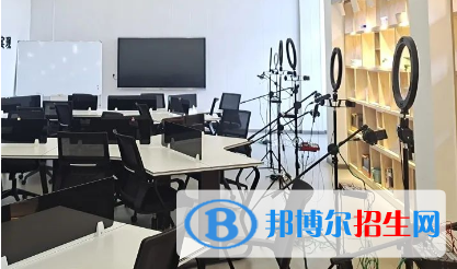 浙江2023年讀中專學校能考大學嗎