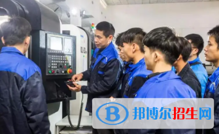 浙江2023年適合男生的中專學(xué)校專業(yè)