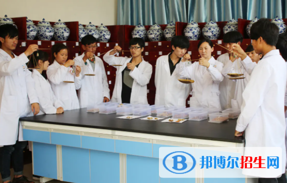 浙江2023年中專學校有什么專業(yè)適合女生