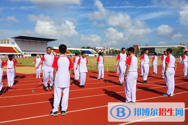 蘭州2023年男生上計算機(jī)學(xué)校學(xué)什么好