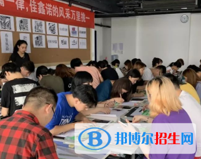視覺傳達(dá)設(shè)計(jì)專業(yè)好嗎?