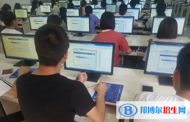 蘭州2023年讀計算機學(xué)校學(xué)什么技術(shù)好